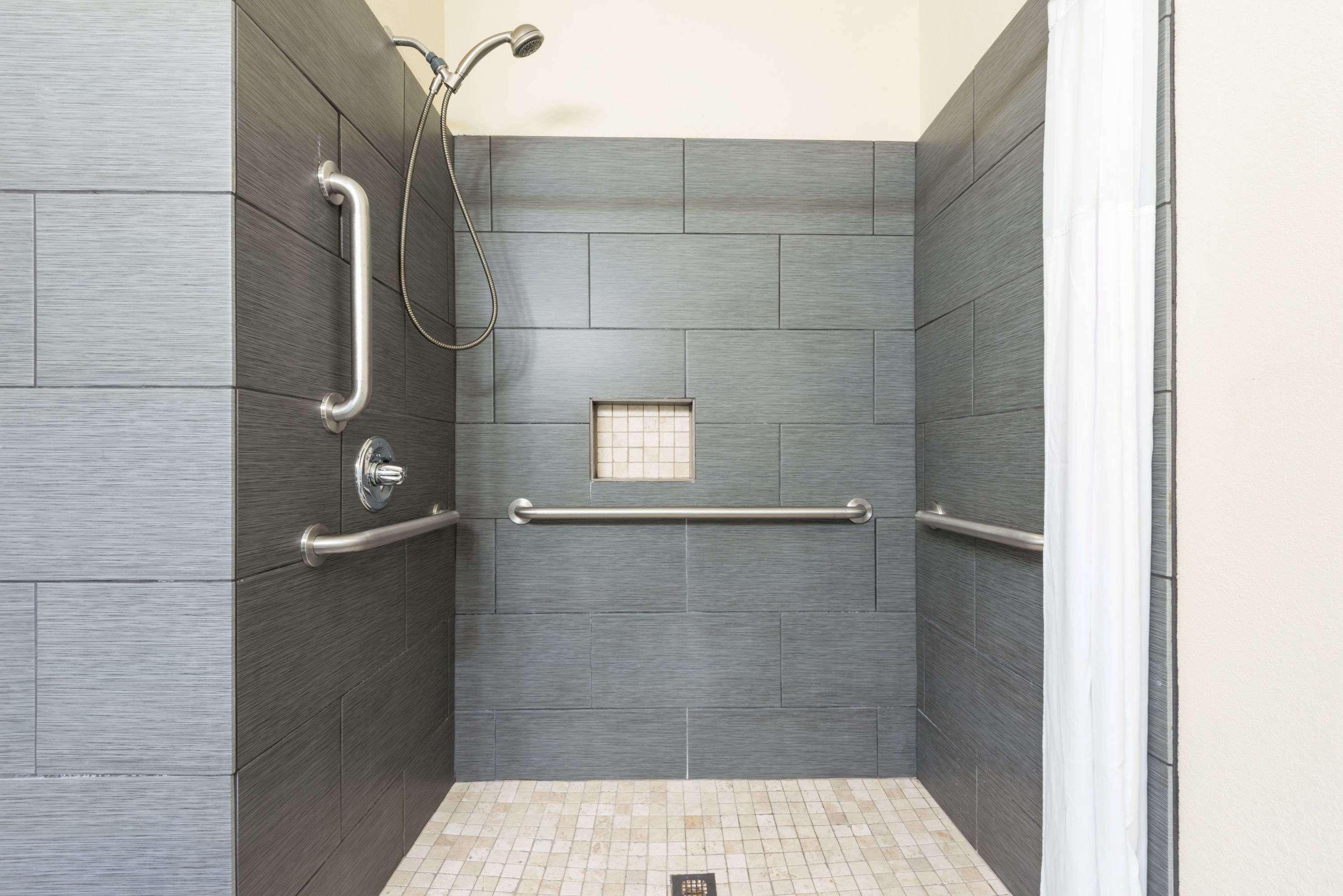 Days Inn & Suites By Wyndham Prattville-Montgomery Εξωτερικό φωτογραφία