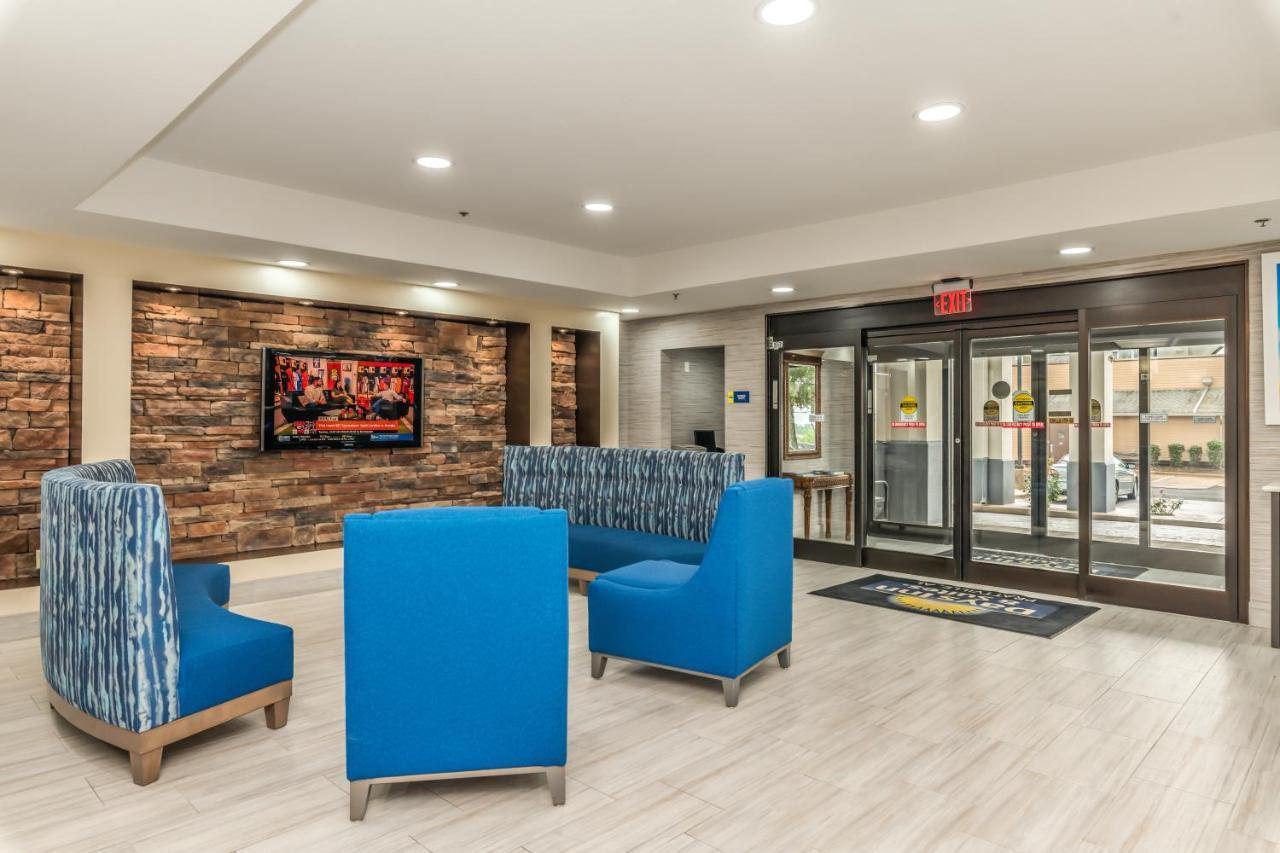 Days Inn & Suites By Wyndham Prattville-Montgomery Εξωτερικό φωτογραφία