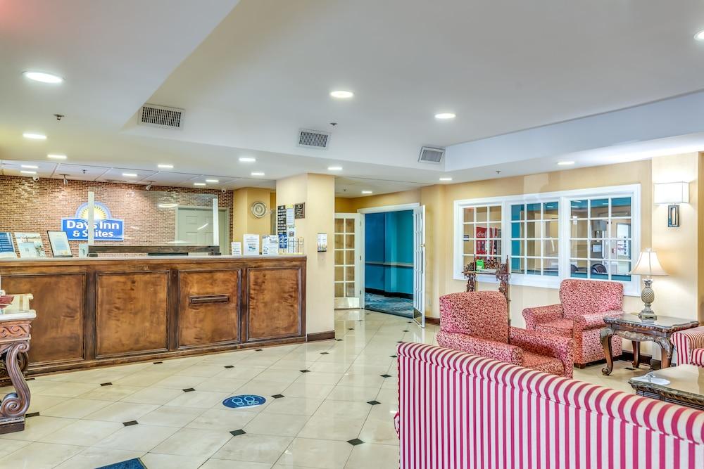 Days Inn & Suites By Wyndham Prattville-Montgomery Εξωτερικό φωτογραφία