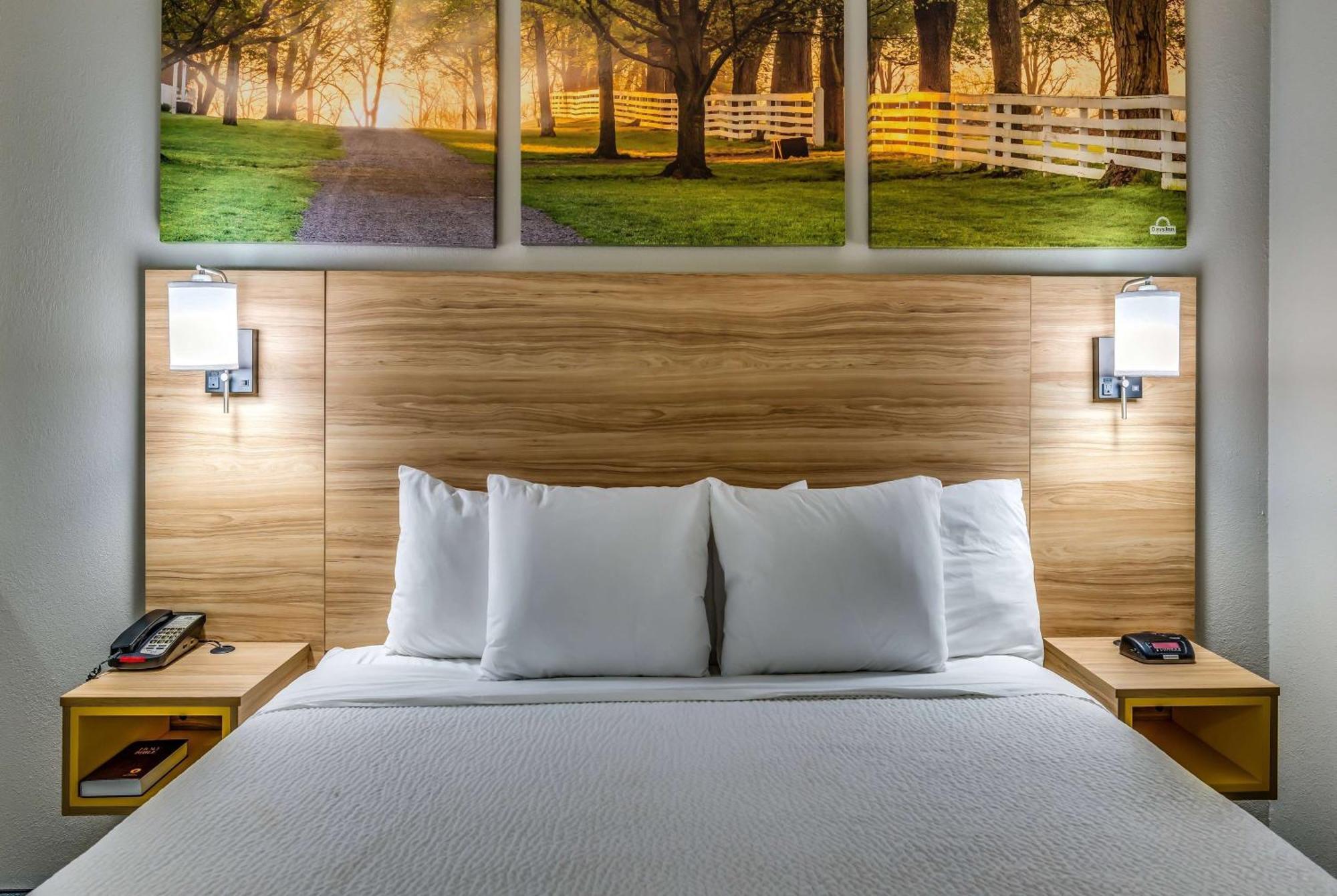 Days Inn & Suites By Wyndham Prattville-Montgomery Εξωτερικό φωτογραφία