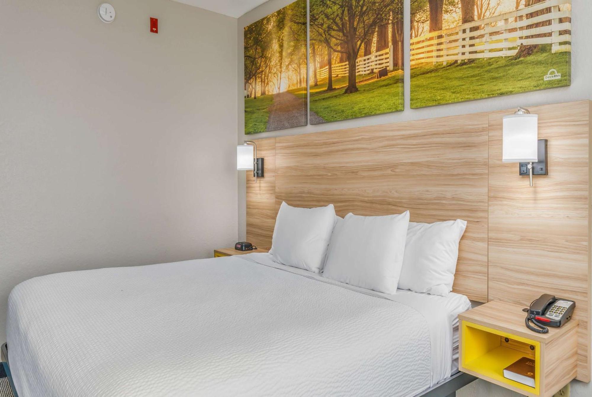 Days Inn & Suites By Wyndham Prattville-Montgomery Εξωτερικό φωτογραφία