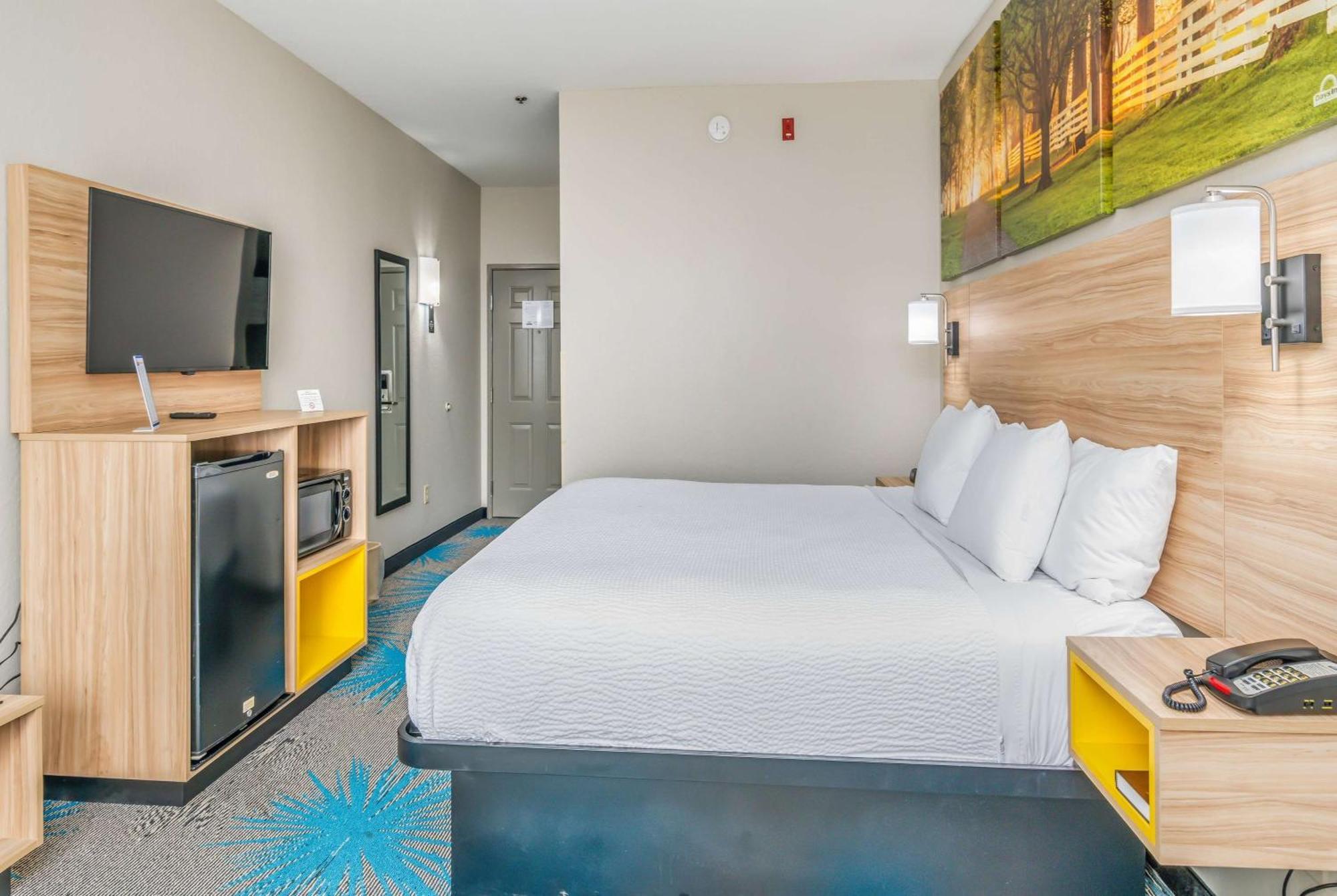 Days Inn & Suites By Wyndham Prattville-Montgomery Εξωτερικό φωτογραφία